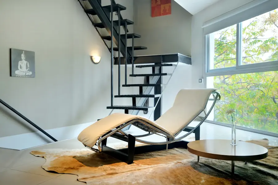 Interior — Orange Suite